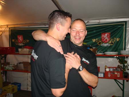 2010101637